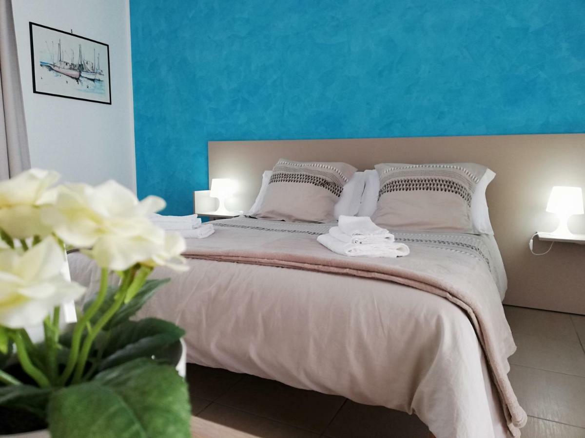 Appartamento Gambero Beach Santa Teresa Di Riva Exterior foto