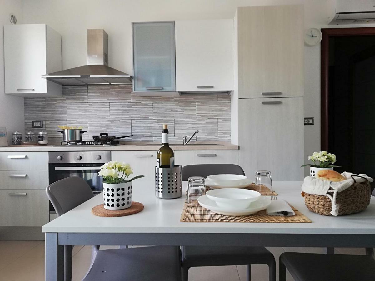 Appartamento Gambero Beach Santa Teresa Di Riva Exterior foto